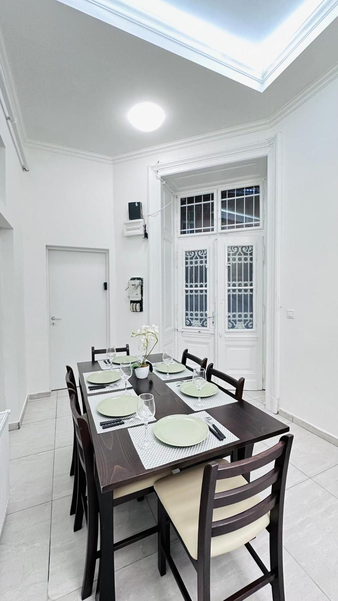 בודפשט Ulloi-0 Apartment - 5Min To Corvin Negyed, Aldi מראה חיצוני תמונה